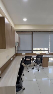 Office available on rent 